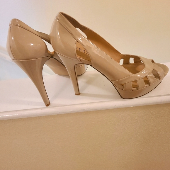 Guess Caylan Heel - Picture 4 of 4